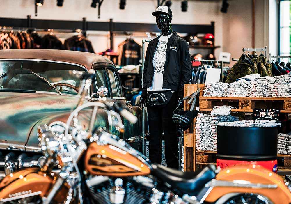 Motomaxx Bochum - Harley-Davidson - Store für Parts & Clothing